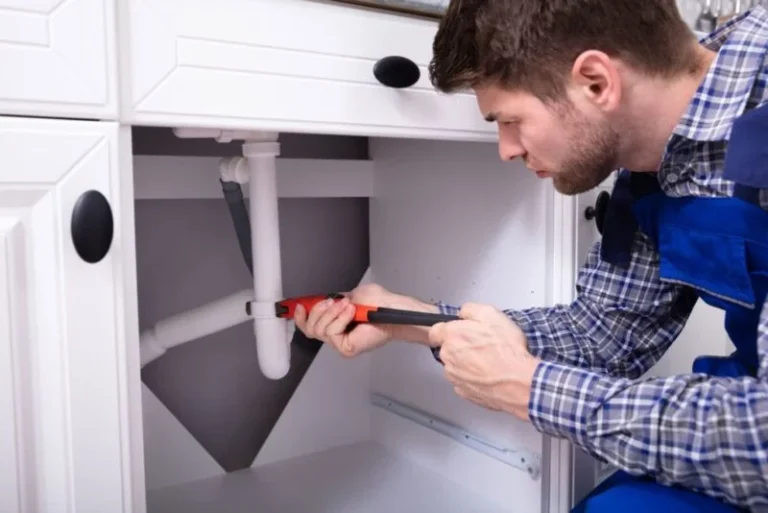 local-plumber-repairing-the-plumbing-in-a-residential-property